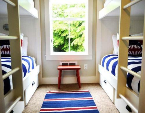 Vintage Beach Three-bedroom Home