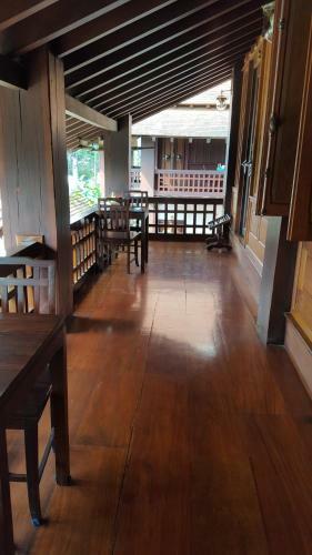 Lakhangthong Boutique Hotel
