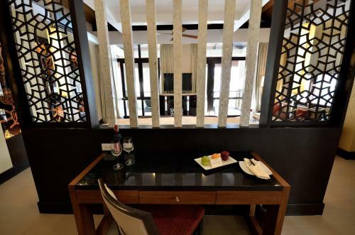Hotel Henann Resort Alona Beach