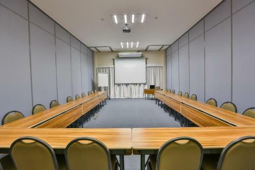 Hotel Comfort Mogi Gua�u