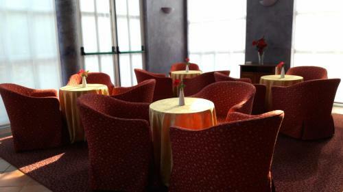 Caroline Hotel