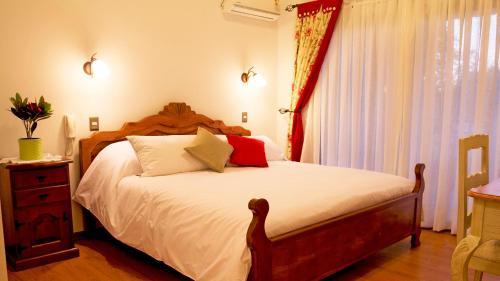 La Perla Hotel