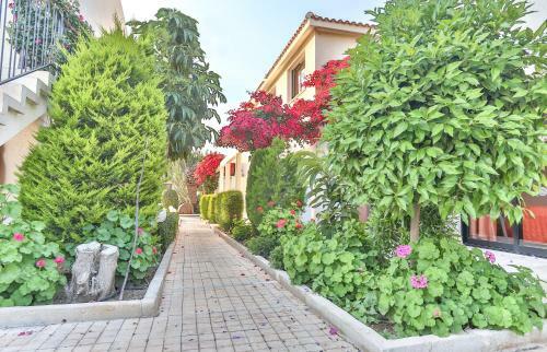 Tavros Hotel Apartments