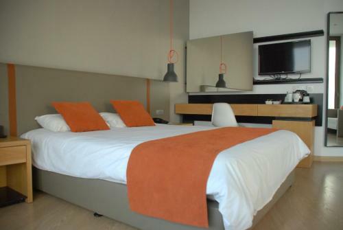 Crystal Springs Beach Hotel