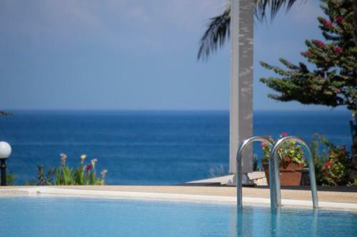 Crystal Springs Beach Hotel