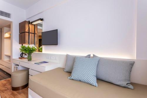 Hotel Louis Phaethon Beach - All Inclusive