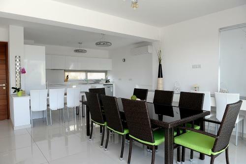 Villa Kalypso