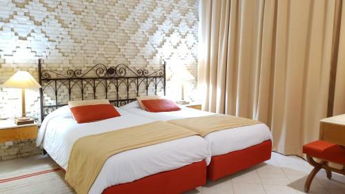 Hotel Ras El Ain