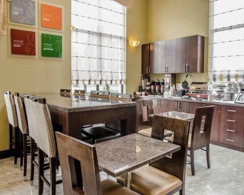Motel Comfort Inn - Toronto Northeast