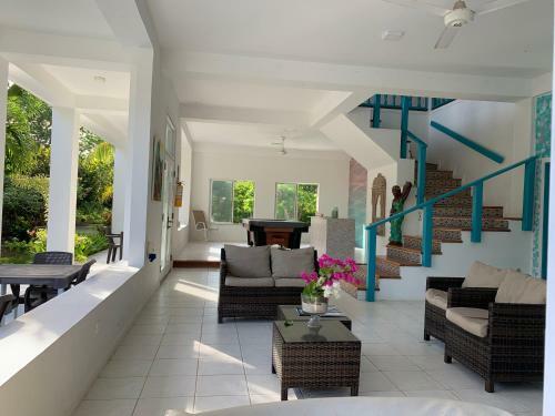 Villa Tropical Garden