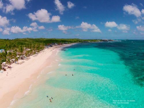 Hostal Caba�as Caribbean Raizal