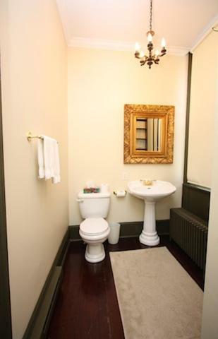 Hostal The Rendell Shea Manor