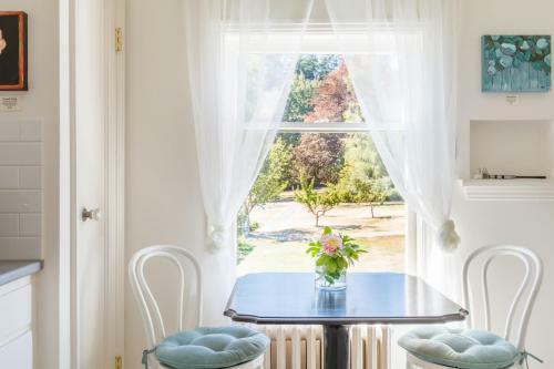 Bed & Breakfast Fairholme Manor Inn