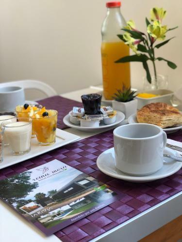 Reina Mora Hotel