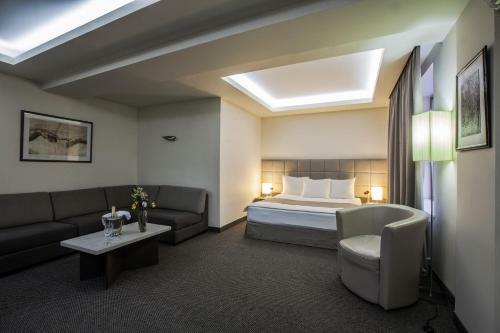 Aviatrans Hotel
