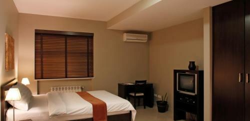 Hotel Meg