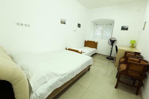 Byron Hostel