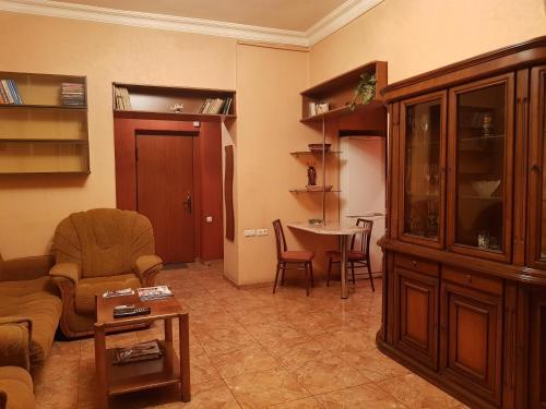 Apartamento Cozy One Bedroom On Tigran Mets Ave.