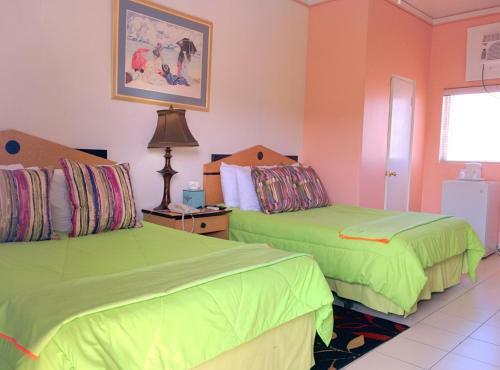Towne Hotel