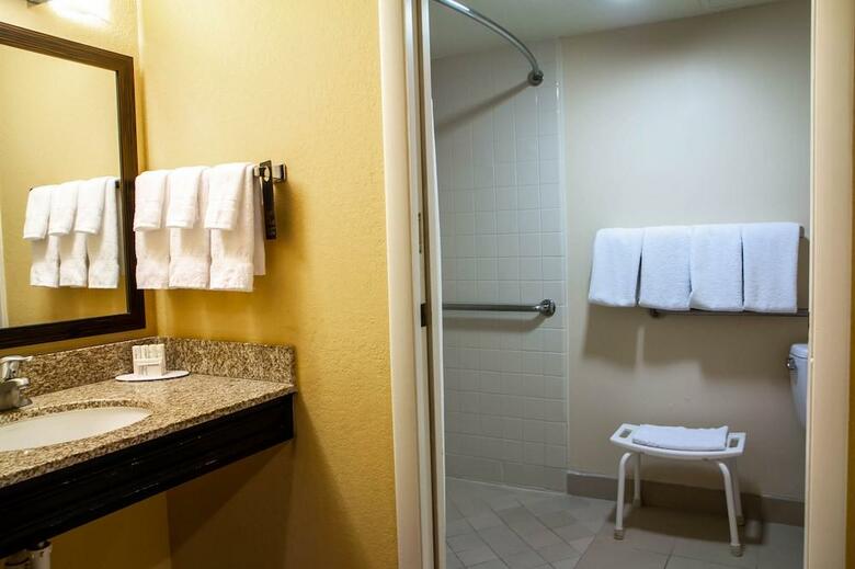 Hotel Courtyard By Marriott At Lake Powell - Page