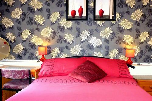 Hostal Come Ye In