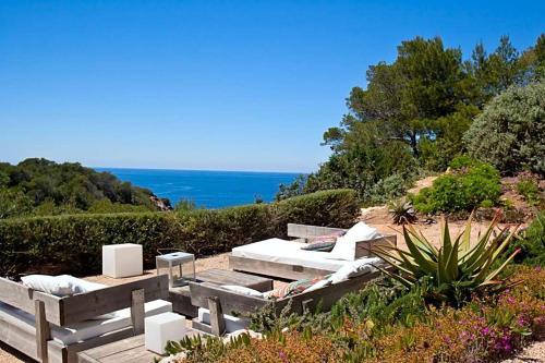 Cala Vadella Villa Sleeps 6 Pool Air Con Wifi