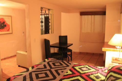 Hotel 12 Reales