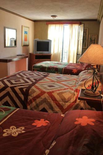 Hotel 12 Reales