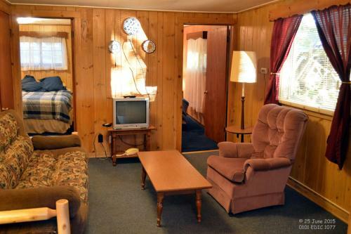 Posada Edgewater Inn & Cottages