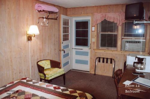 Posada Edgewater Inn & Cottages