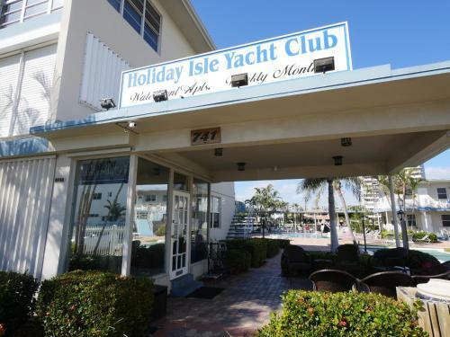 Hotel Holiday Isle Yacht Club