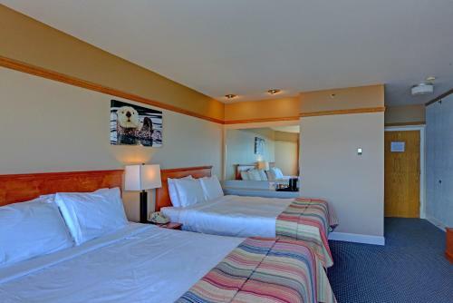 Hotel Land's End Resort