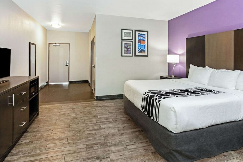 Hotel La Quinta By Wyndham Lubbock South