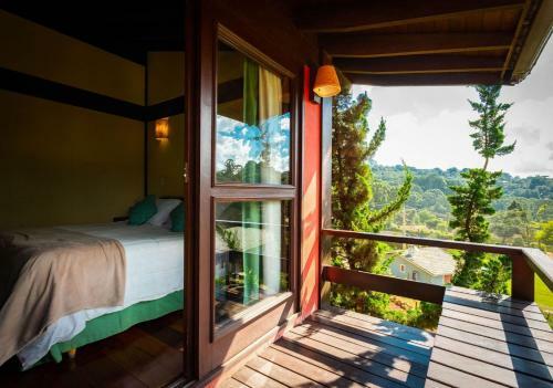 Hostal Pousada Jardim Das Montanhas