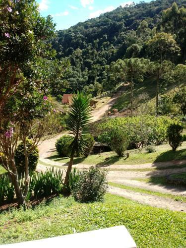 Hostal Chal�s Fazenda Vale Da Mata
