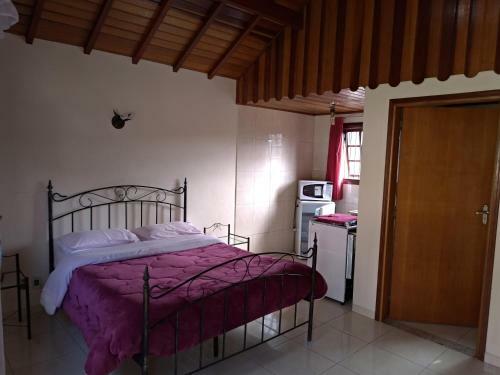 Hostal Ana Julia Chales
