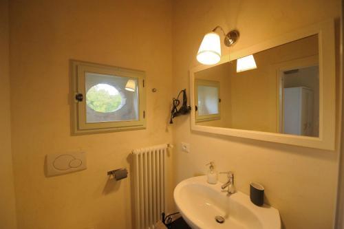 San Casciano Dei Bagni Villa Sleeps 8 Pool Wifi