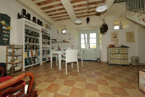 San Casciano Dei Bagni Villa Sleeps 8 Pool Wifi