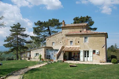 San Casciano Dei Bagni Villa Sleeps 8 Pool Wifi