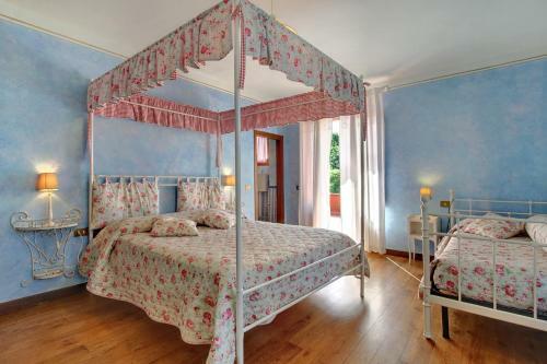 Villa Acacia