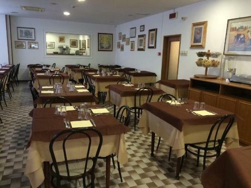Hotel Ausonia
