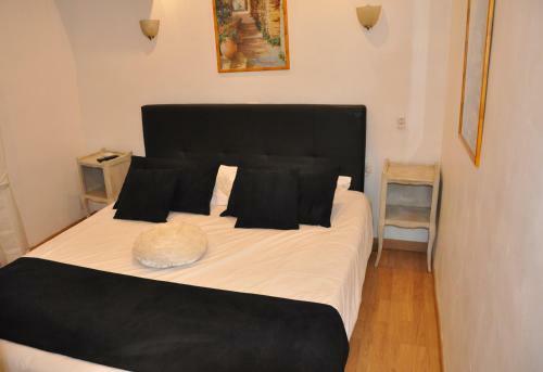 Hotel H�tel Les Mimosas