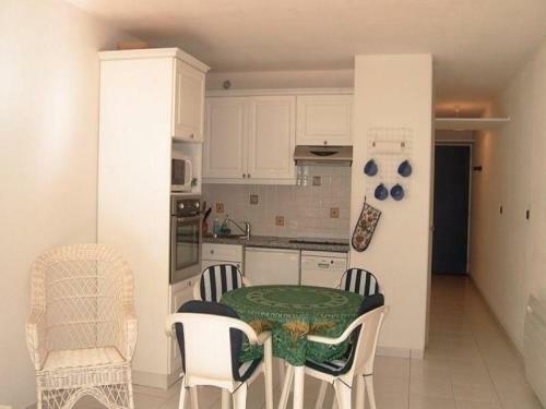 Apartment Les Jardins Du Port