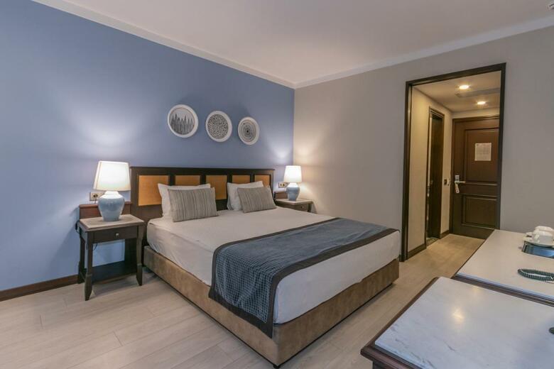 Lara Park Hotel