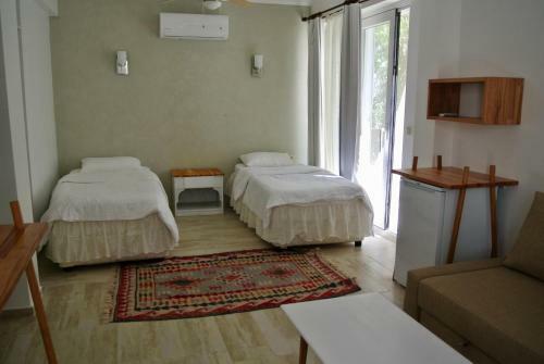 Hotel Hideaway