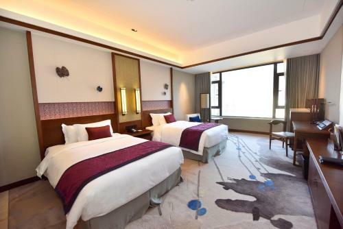 Hotel Crowne Plaza Zhangjiajie Wulingyuan