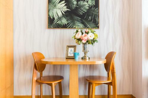 Westlake Service Apartment