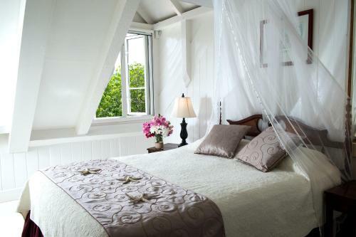Hotel Admiral's Inn And Gunpowder Suites