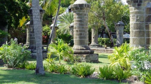 Hotel Admiral's Inn And Gunpowder Suites