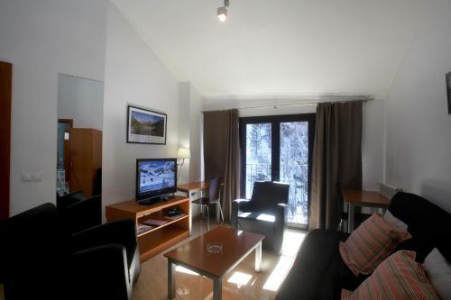 Apartaments Tur�stics Prat De Les Mines